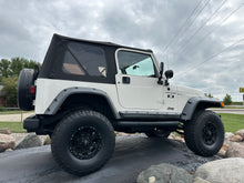 Load image into Gallery viewer, 2002 Jeep Wrangler
