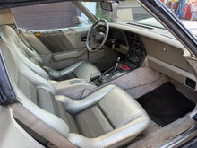 Load image into Gallery viewer, 1982 Corvette Collectors Edition
