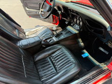 Load image into Gallery viewer, 1976 Corvette Stingray 4 speed
