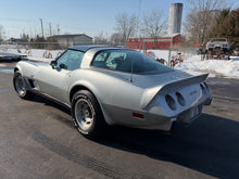 Load image into Gallery viewer, 1979 Corvette Coupe L82 4 speed

