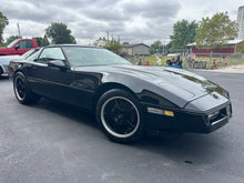 Load image into Gallery viewer, 1984 Corvette manual shift
