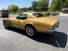 Load image into Gallery viewer, 1969 Corvette Coupe
