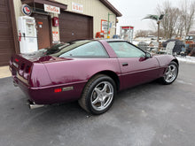 Load image into Gallery viewer, 1995 Corvette Coupe 36k miles
