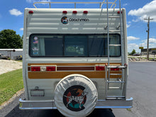 Load image into Gallery viewer, 1977 Coachman NICE!!
