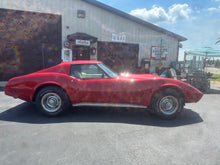 Load image into Gallery viewer, 1976 Corvette Stingray T-top Coupe
