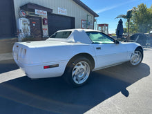 Load image into Gallery viewer, 1996 Corvette Convertible w/17k miles
