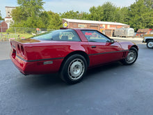 Load image into Gallery viewer, 1986 Corvette Coupe
