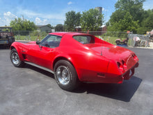 Load image into Gallery viewer, 1976 Corvette Stingray T-top Coupe
