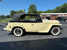 Load image into Gallery viewer, 1950 Willys Jeepster
