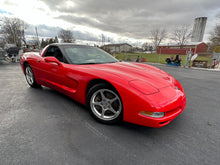 Load image into Gallery viewer, 1999Corvette Coupe

