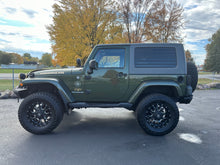 Load image into Gallery viewer, 2008 Jeep Sahara
