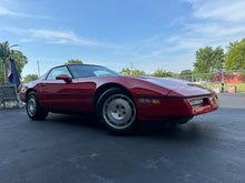 Load image into Gallery viewer, 1986 Corvette Coupe
