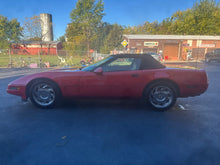 Load image into Gallery viewer, 1994 Corvette Convertible 6 speed
