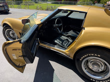 Load image into Gallery viewer, 1969 Corvette Coupe
