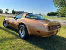 Load image into Gallery viewer, 1982 Corvette Coupe
