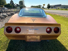 Load image into Gallery viewer, 1982 Corvette Coupe
